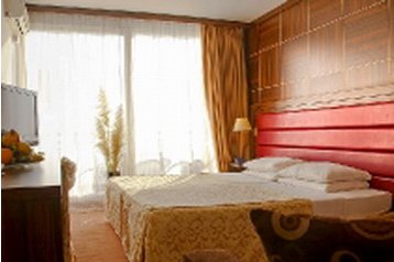 Čierna Hora Hotel Petrovac na Moru, Exteriér